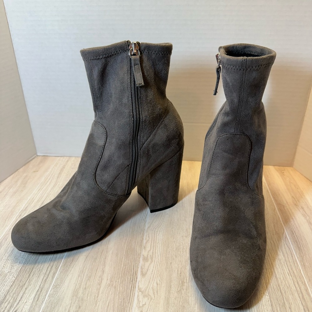 Steve Madden Charcoal Heeled Boots